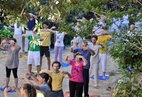 意大利法轮功学员集体炼功