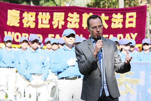 纽省上议院绿党议员大卫&#8226;舒布瑞杰（Mr David Shoebridge MLC NSW ）集会上发言