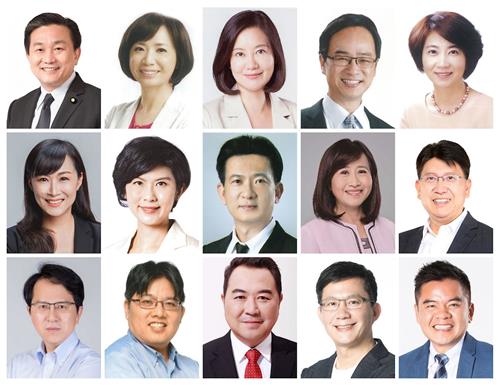 &#039图1：参与跨国联合声明的十五位跨党派立法委员（按姓氏笔画排列），第一排从左至右：台南市王定宇、台中市何欣纯、台北市吴思瑶、高雄市李昆泽、不分区周春米；第二排从左至右：台南市林宜瑾、高雄市林岱桦、台南市林俊宪、台北市林奕华、新竹县林思铭；第三排从左至右：高雄市邱志伟、不分区邱显智、苗栗县徐志荣、台中市张廖万坚、不分区庄瑞雄。&#039