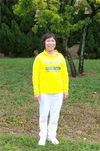 '图4：沈銮娇炼功没多久，红斑性狼疮完全痊愈。'