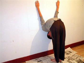 '酷刑演示：开飞机'