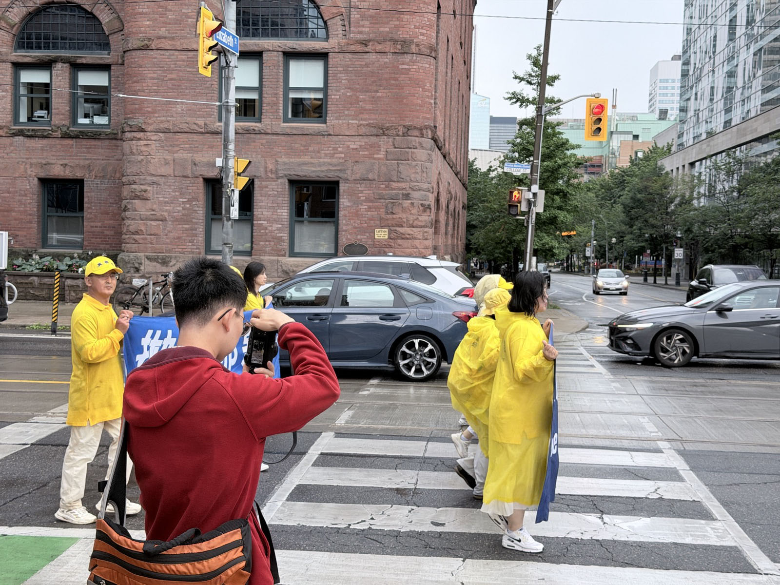 图1~15:二零二六年七月十八日,多伦多及周边地区的法轮功学员举办了为期一天的“和平反迫害二十七周年”活动。(明慧网)